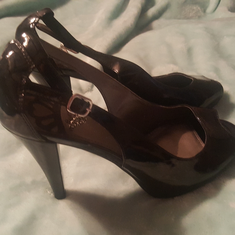 Brand new stylish heels!